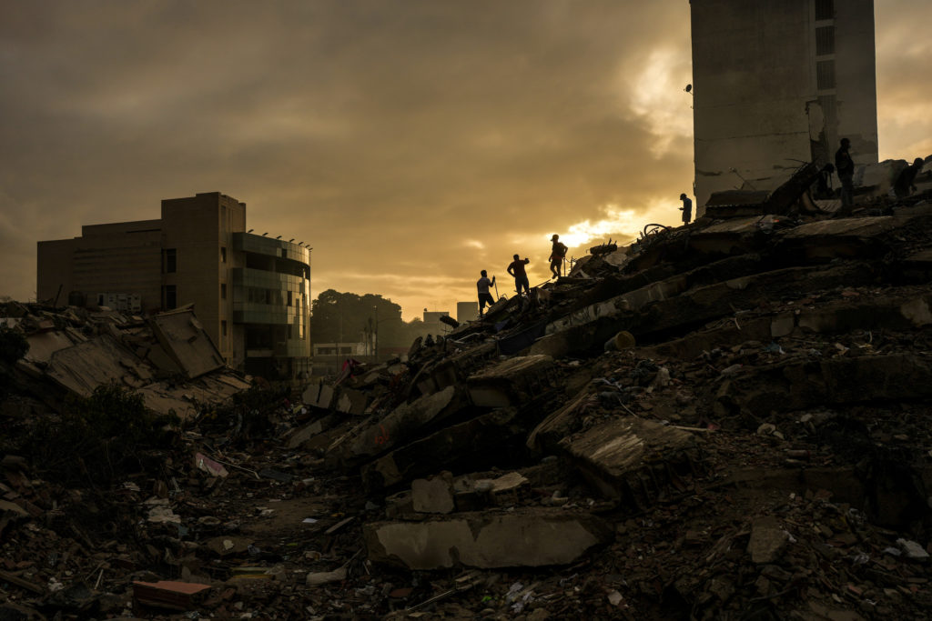 ABD'den Sınır Dışı Edilen 100'den Fazla Venezuelalı Deprem Sonrası Kayıp