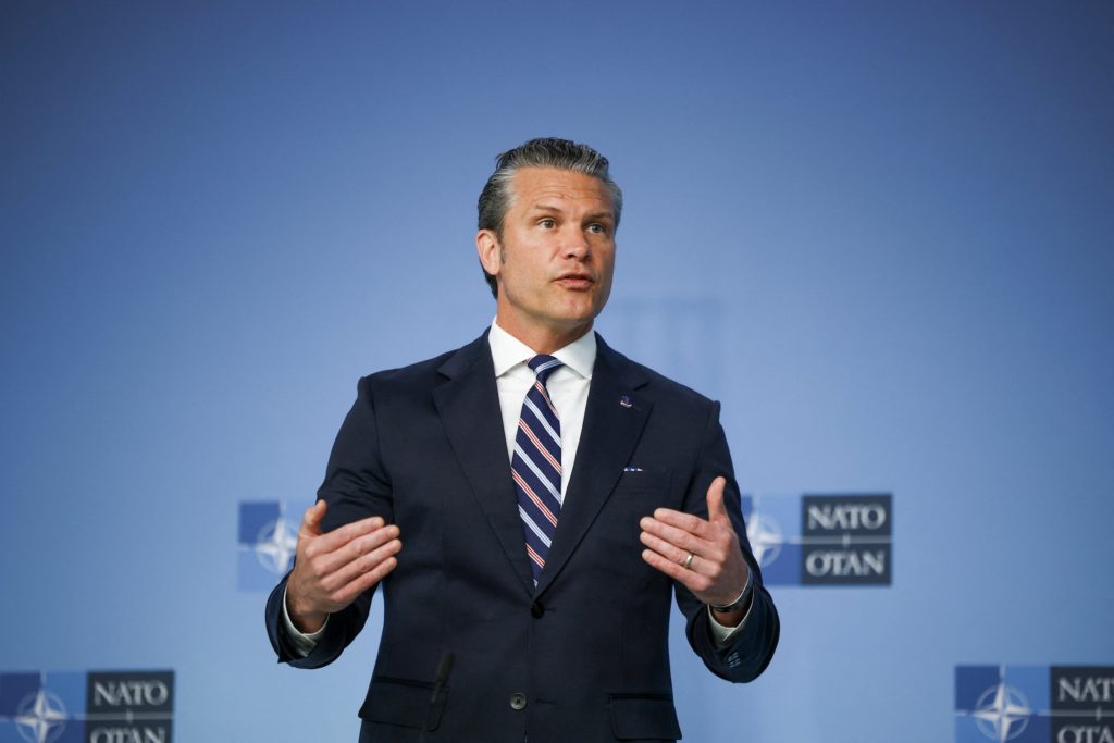 Savunma Bakanı Hegseth ile Yaşanan Anlaşmazlığın Ardından Bir Üst Düzey Askeri Komutan Daha İstifa Etti