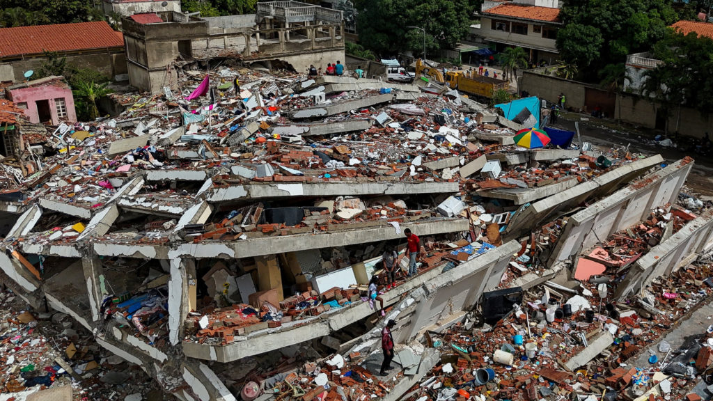 Venezuela'da Deprem Kurtarma Çalışmaları Sürüyor, Ancak Sağ Kurtulan Umutları Azalıyor