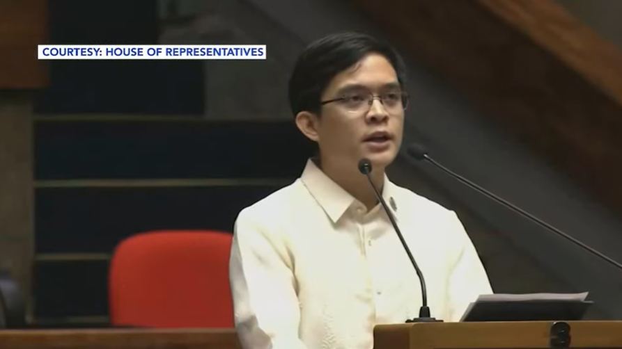Leandro Leviste writes Erwin Tulfo, offers help in flood control inquiry