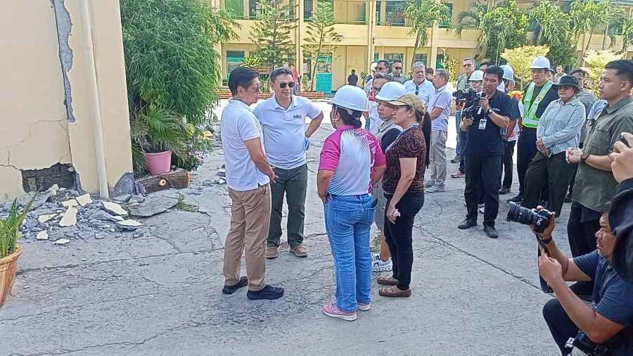 Marcos inspects quake-hit Mindanao, orders swift rehab