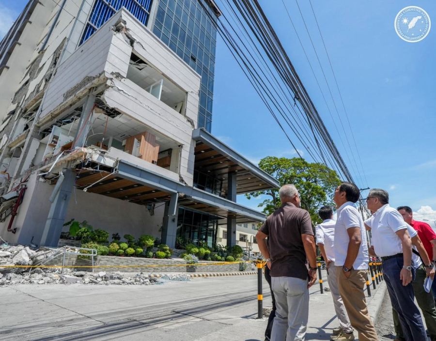 Marcos pledges P50K aid for families of Mindanao earthquake fatalities