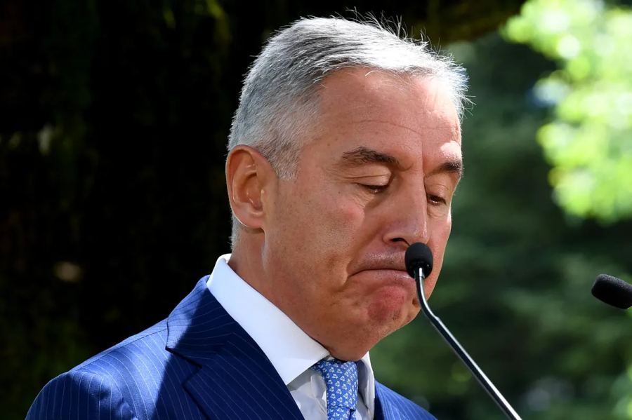 Karadağ Yolsuzlukla Mücadele Kurumu: Milo Đukanović 11 Ateşli Silah Bildirmemiş