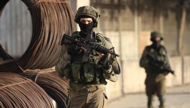 İsrail Savunma Bakanı: Lübnan'daki Askerlerimizin Tehditleri Ortadan Kaldırma Yetkisi Var