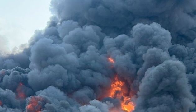 Генштаб: ЗСУ атакували НПЗ в РФ та військові об'єкти на ТОТ